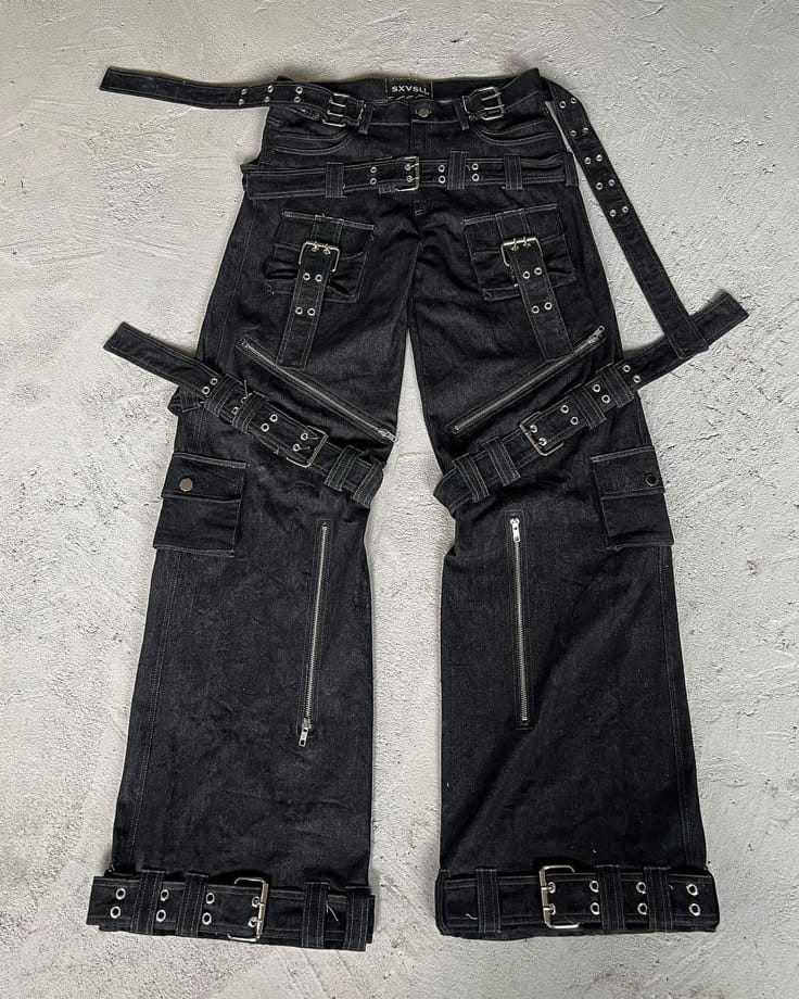 Belted Jeans